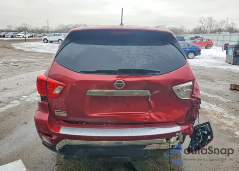 2017 Nissan Pathfinder S z USA, uszkodzony, nr VIN 5N1DR2MM7HC625260
